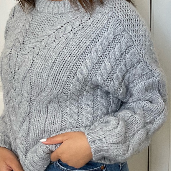 Thick Grey Oversized Knitted Sweater by Aerie - Picture 1 of 4